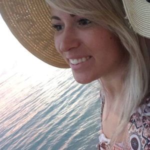 Meet your Posher, Liz